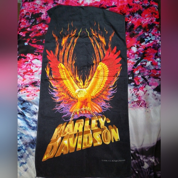 Harley Davidson Eagle Towel - Picture 1 of 6